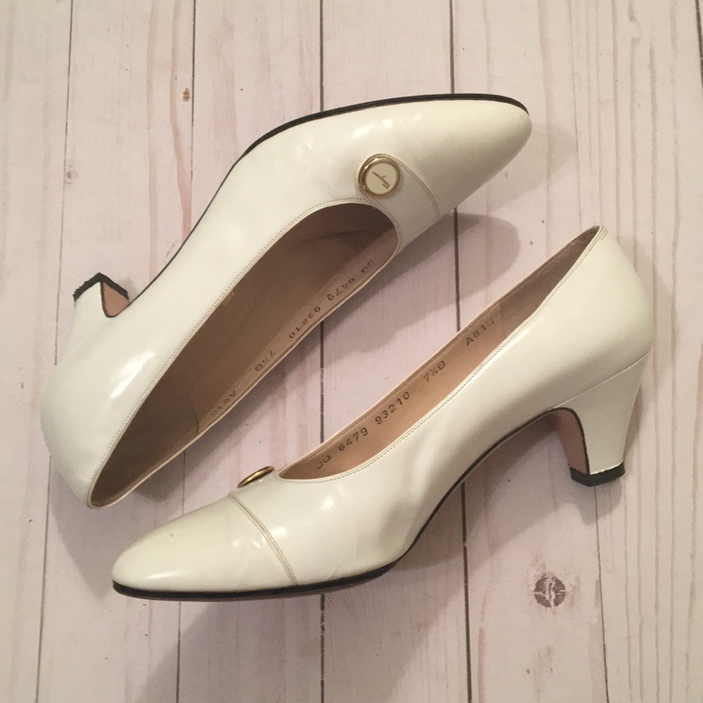Ferragamo heels size 7.5